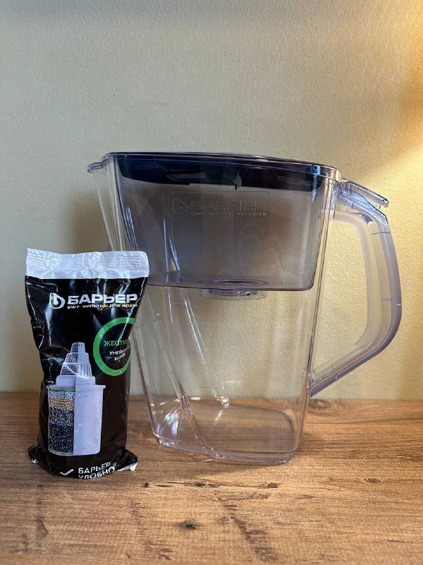 Фильтр-кувшин для воды Барьер с картриджем 2