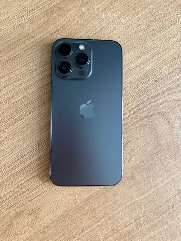 iPhone 13 Pro 1