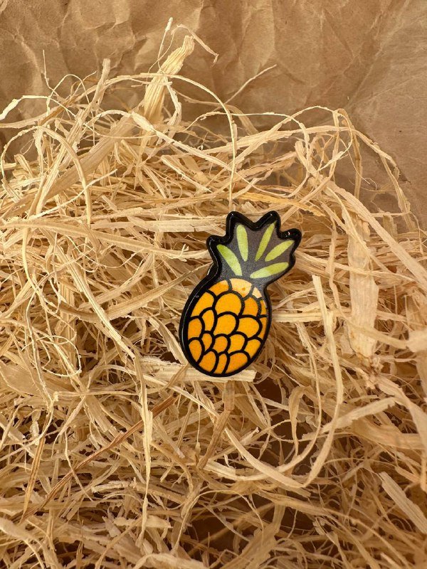 Значки пины дерево пластик керамика металл 3