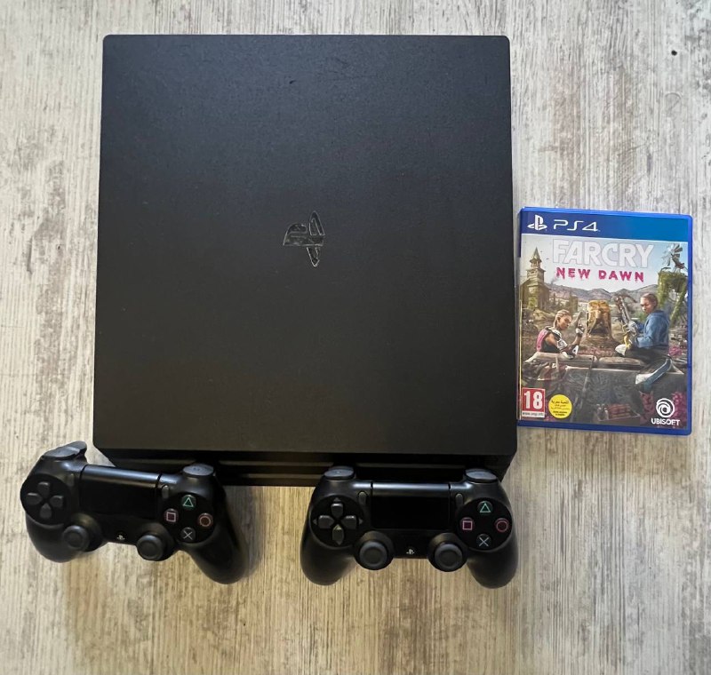 PlayStation 4, 2 геймпада, игры Far Cry New Dawn, Call of Duty 2