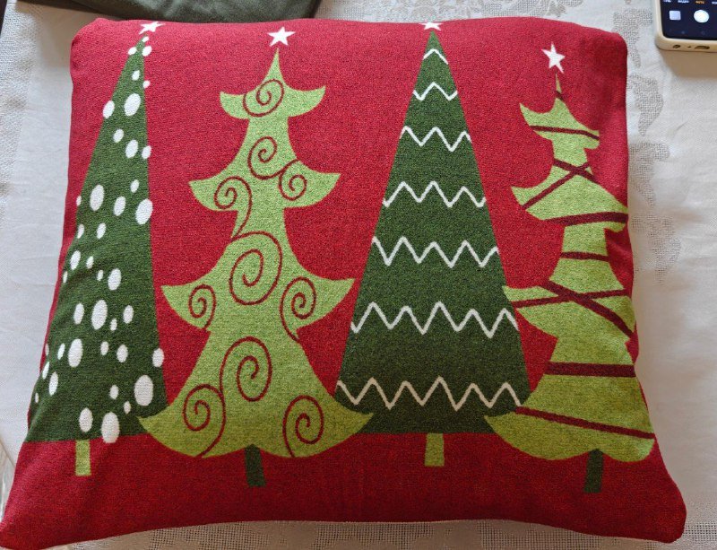 Рождественский текстиль: наволочки, плед, скатерть 2