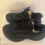 Кросівки HOKA Bondi 8, Nike Air Force 1 2