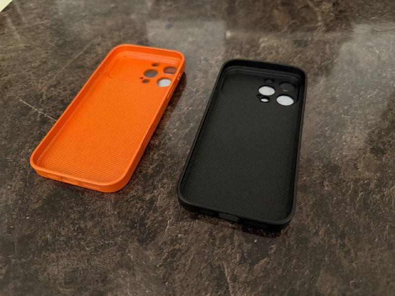 Кейсы для iPhone 16 Pro Max