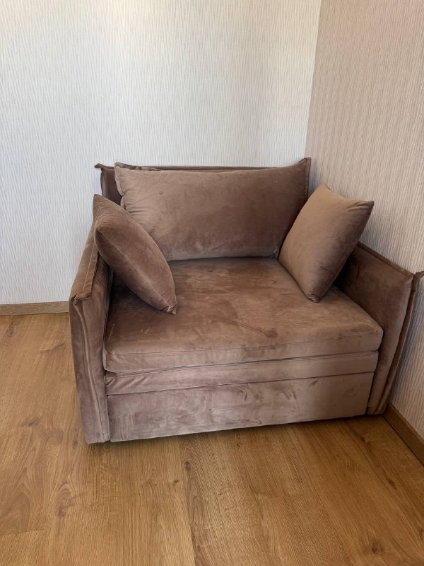 Детская мебель комплект: кроватка, кресло, стол, полка, шкаф 6