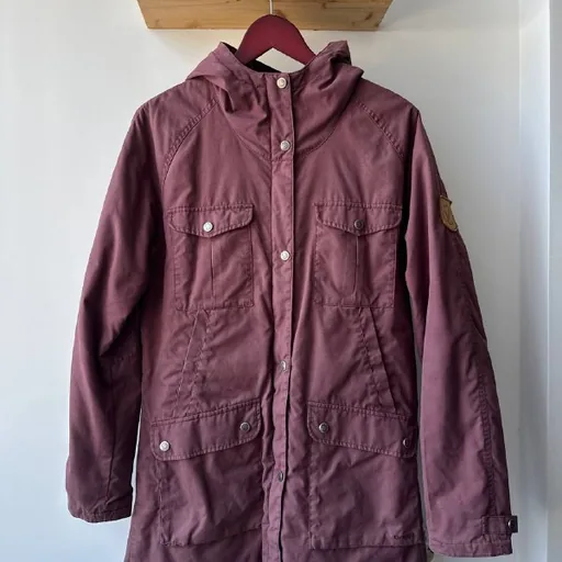 Женская куртка Fjallraven