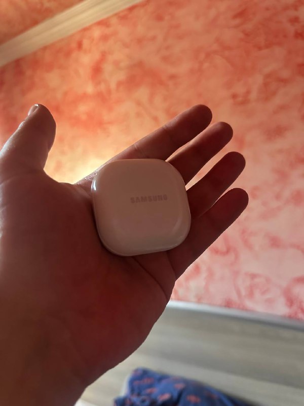 Samsung S21 PLUS, Samsung S22, Samsung Watch 5, Galaxy Buds 2 2