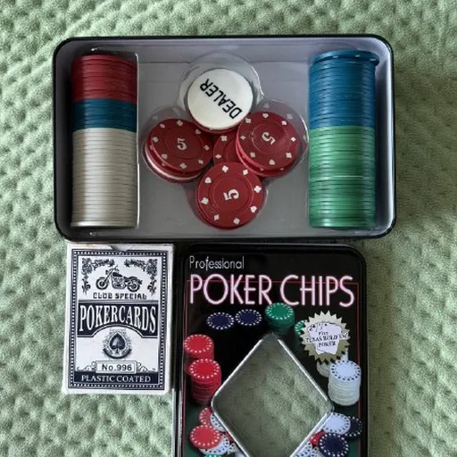Набор для покера, фишки, карты, кейс