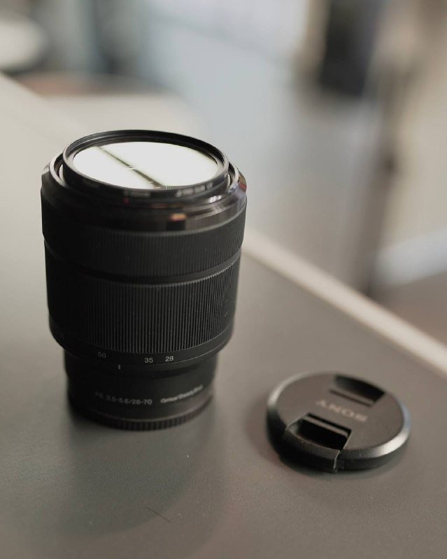 Sony 28-70mm 3.5-5.6 объектив