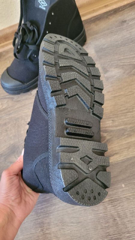 Высокие чёрные кеды размер 40 6