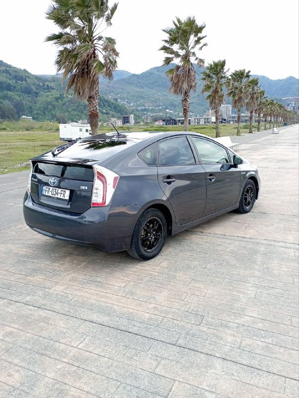 Toyota Prius 30 2014 3