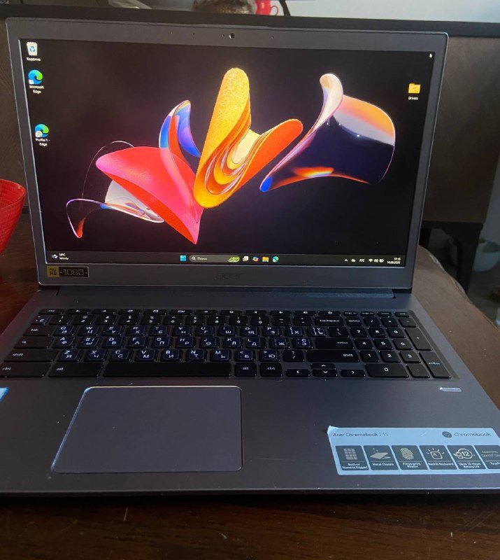 Acer Chromebook 715 Intel Core i5 16GB RAM 64GB eMMC