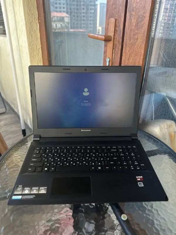 Ноутбук Lenovo 1