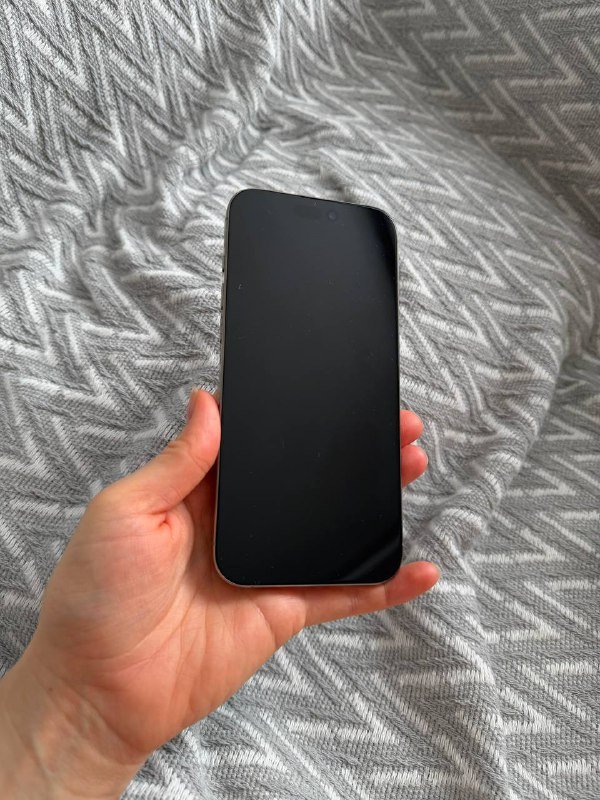 iPhone 16 Pro Max Natural Titanium 256GB eSIM 3