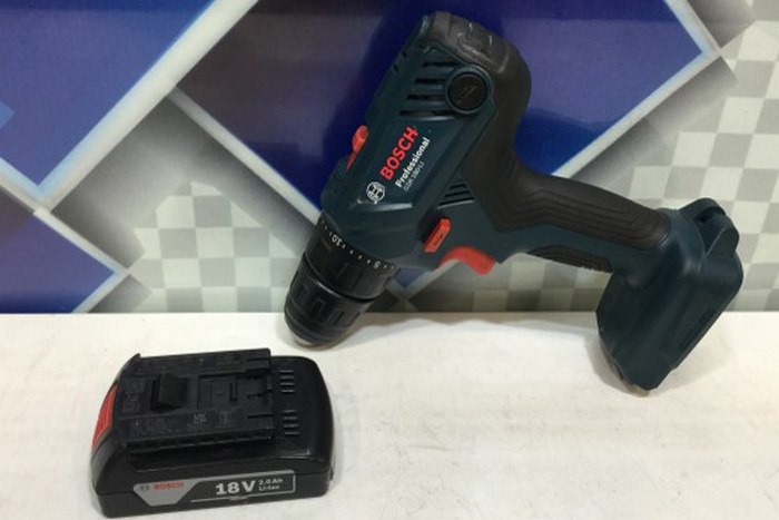 Аккумуляторная дрель-шуруповерт Bosch GSR 180-LI Professional 18V