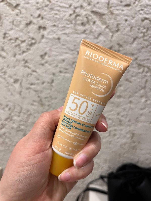 Фитнес браслет, фитнес часы, беспроводная зарядка, крем SPF, косметика, кисточка, гуаша 6