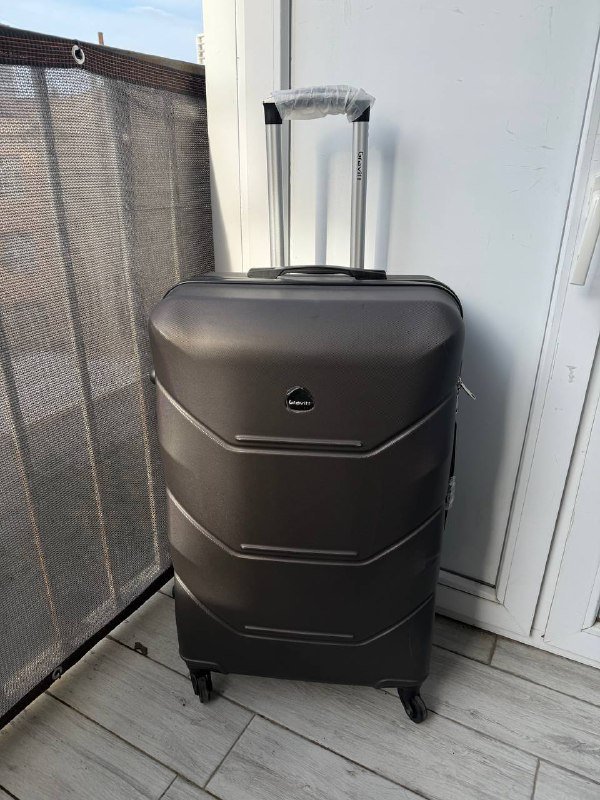 Чемодан пластиковый ABS 6