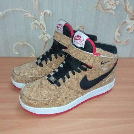 Кроссовки Nike, турник настенный