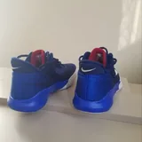 Мужские кроссовки Nike, размер 41 2