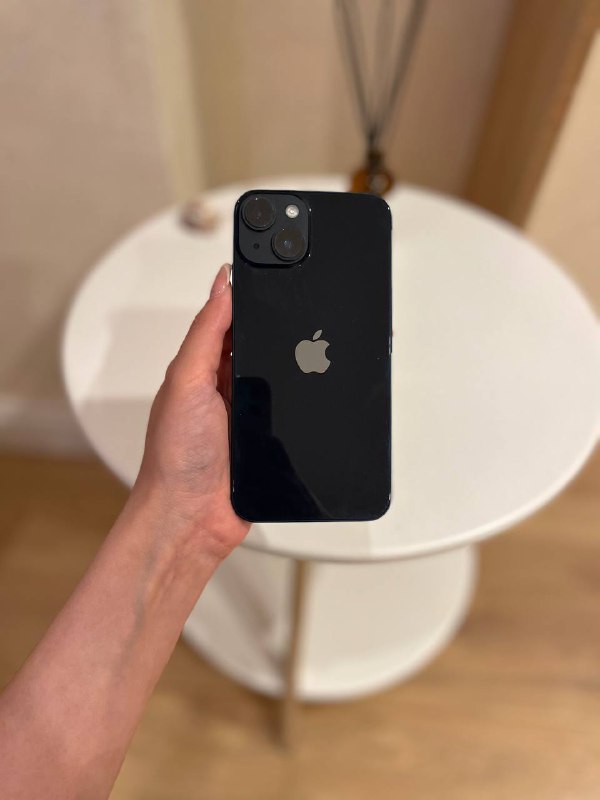 iPhone 14, Apple Pencil Pro, iPad Air 4, Nintendo Switch 2