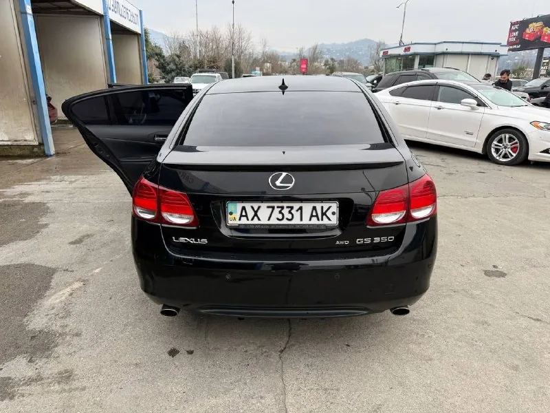 Lexus GS 350 AWD 1