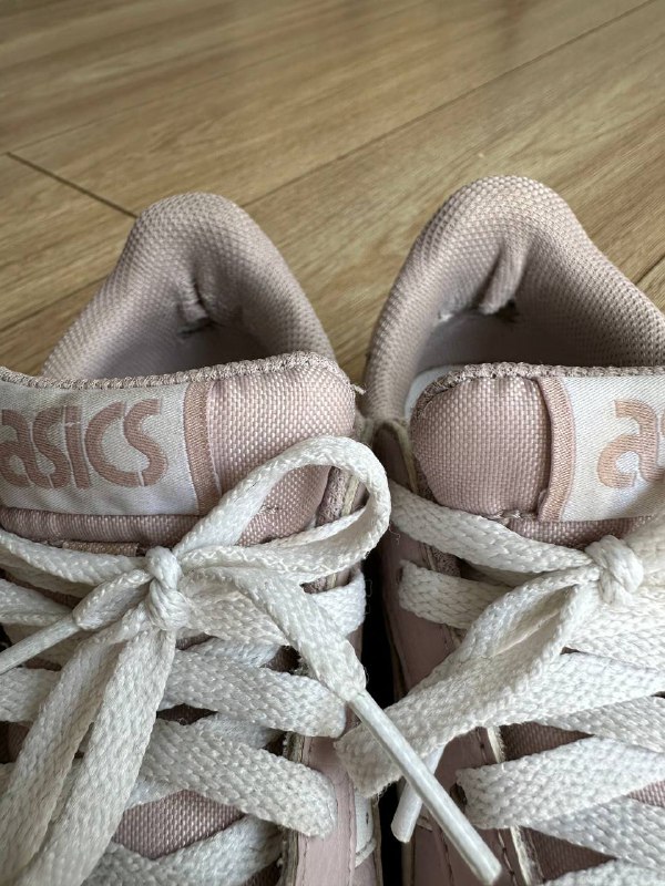 Кроссовки ASICS женские розовые размер 35.5 6