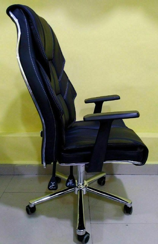 Кресло руководителя 3