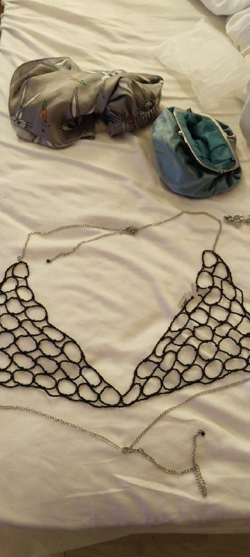 Черный и белый лиф