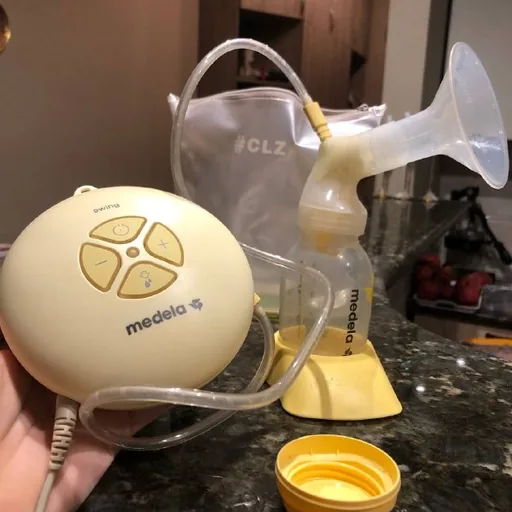 Молокоотсос Medela