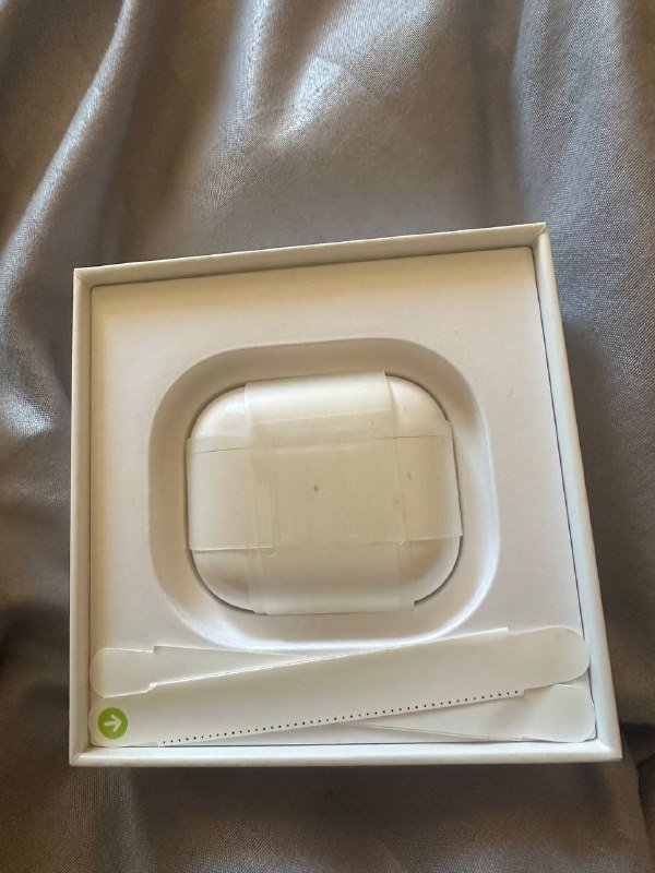 Наушники Redmi, наушники Apple 5