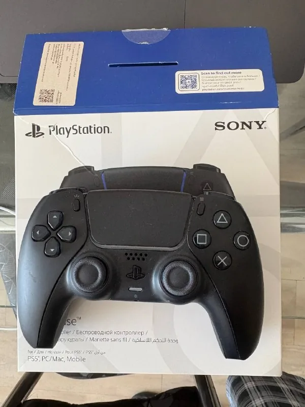 DualSense PS5 контроллер