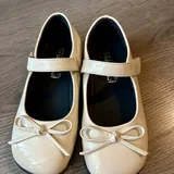 New shoes and used sneakers 1