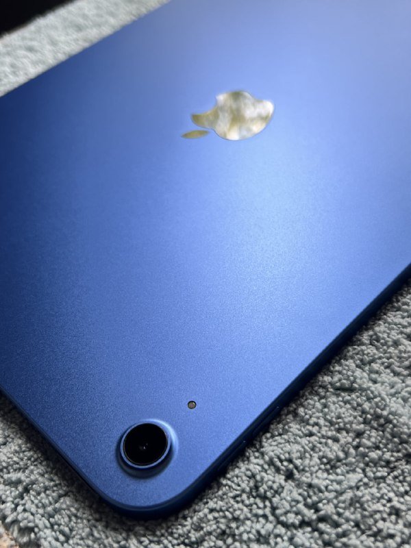 Apple iPad 2025 11th Generation 11 inch 256GB Blue 6