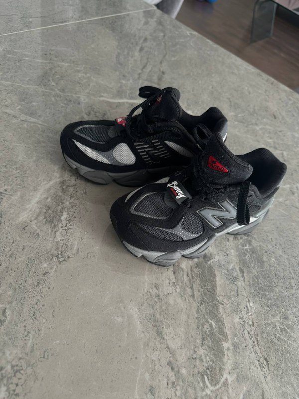New balance 9060 размер 32,5 2