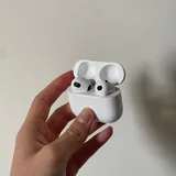Apple AirPods 3, Magic Mouse 3 4