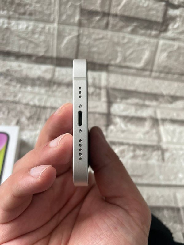 iPhone 14 128GB 7