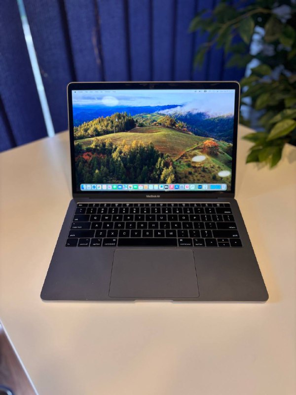 Macbook Air 2018 i5 8/128GB, 2 штуки