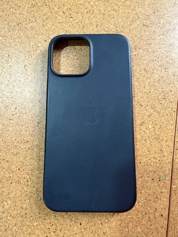 iPhone 13 Pro Max 256gb с чехлом и кабелем 7