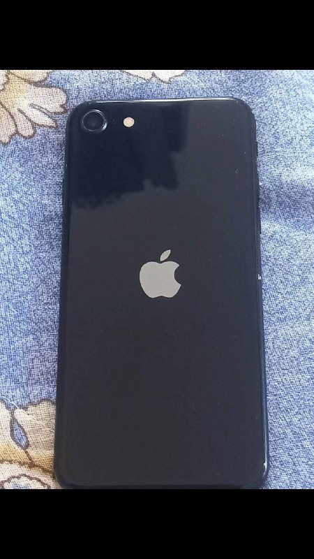 iPhone SE 2022 128GB 2