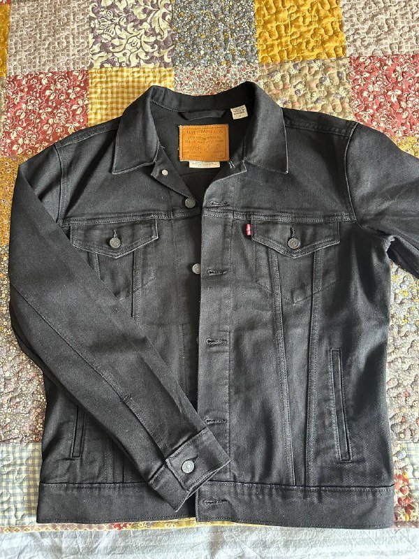 Джинсовая куртка Levi’s размер М