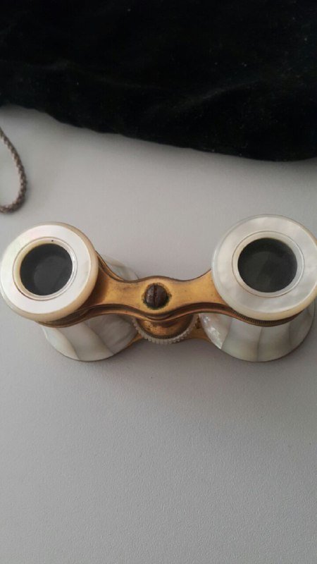 Театральный перламутровый бинокль 2