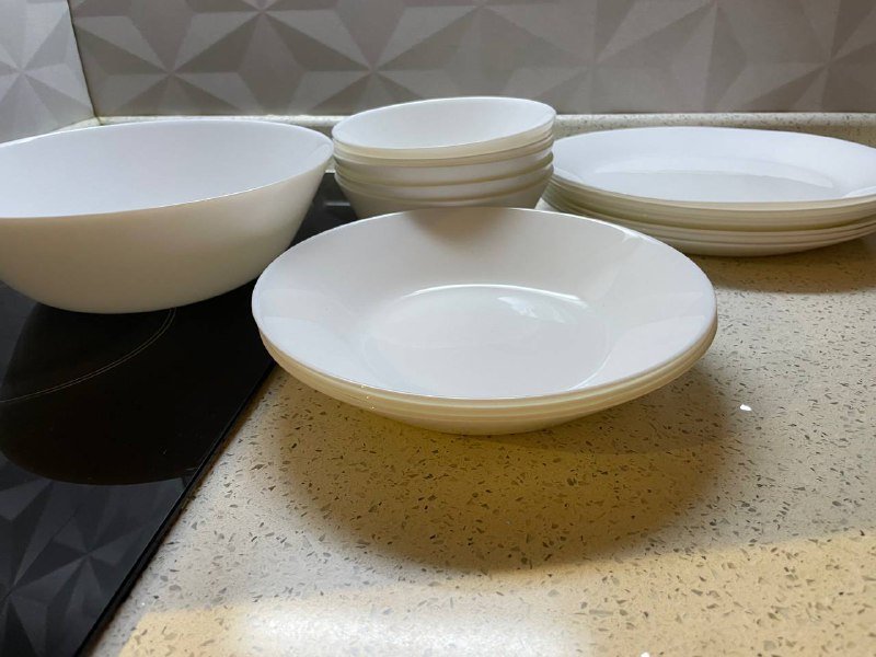 Посуда IKEA тарелки, суповые тарелки, салатница 16шт 2