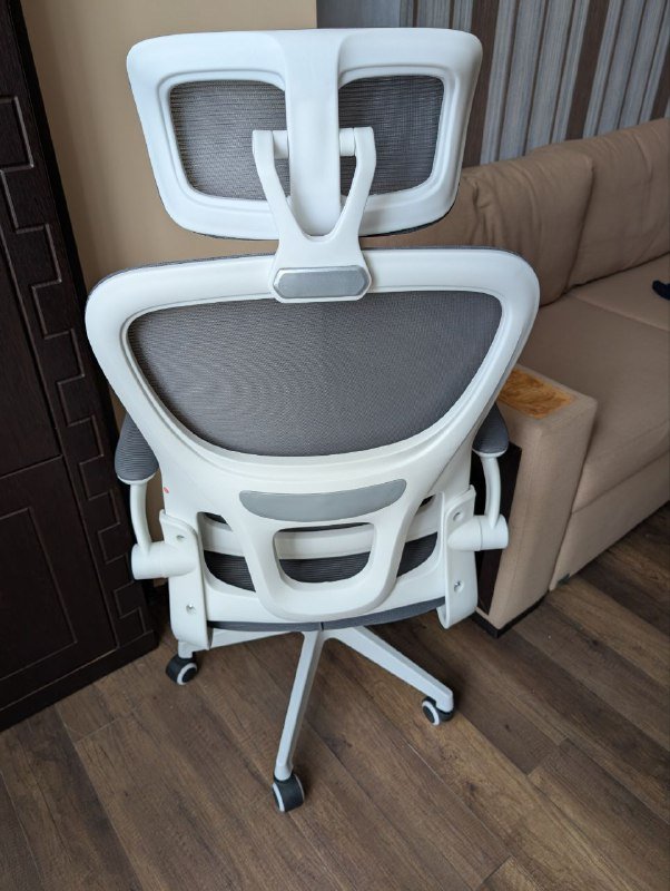 Компьютерное кресло 3