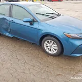 Toyota Camry LE AWD 2025 4