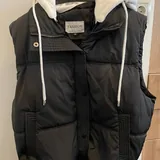 Жилетка с капюшоном, курточка, жилетка Michael Kors, костюм 1