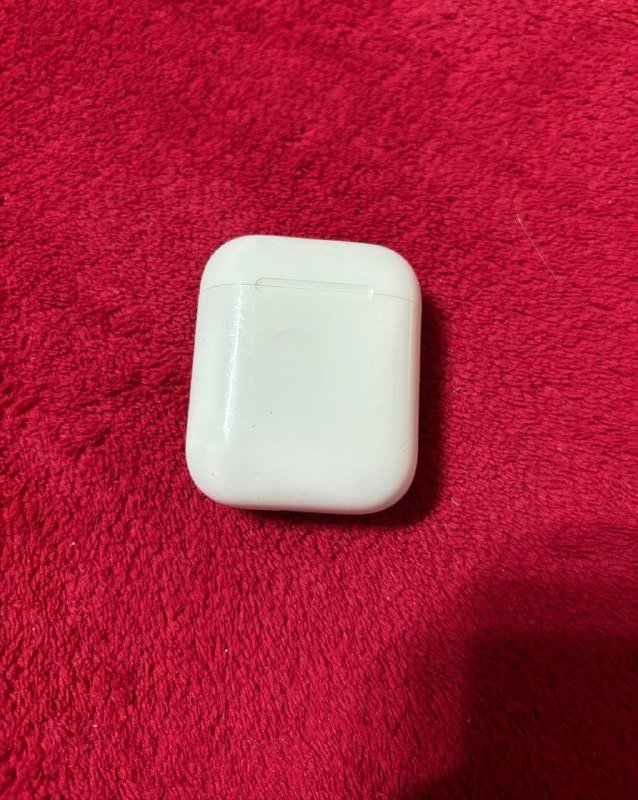 Наушники AirPods с дефектом 2