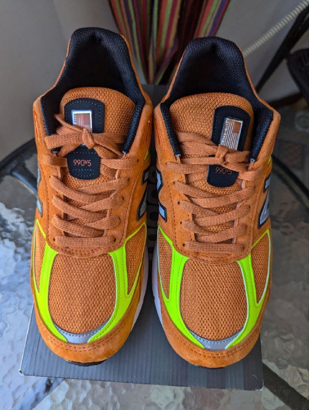 Кроссовки New Balance 990v5 2