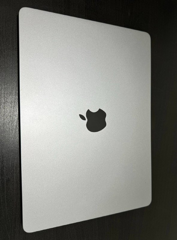 MacBook Air M2 16GB RAM 256GB SSD