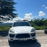 Porsche Cayenne GTS 3