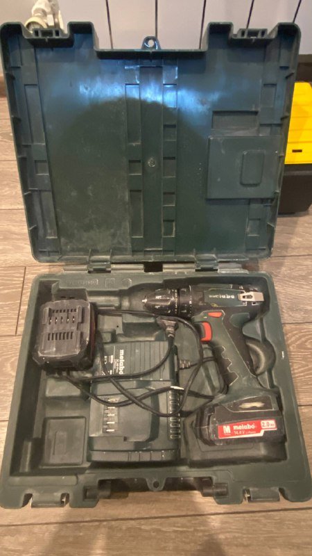 Шуруповерт metabo 14,4v 2.0ah с аккумуляторами и зарядным устройством 2