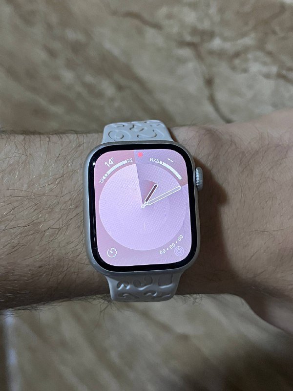 Apple Watch 7 серебристый (41mm)